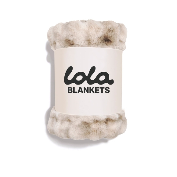 Lola Weighted Luxurious Faux Fur Throw Blanket Desert Sky Sold Out Online - Picture 6 of 7